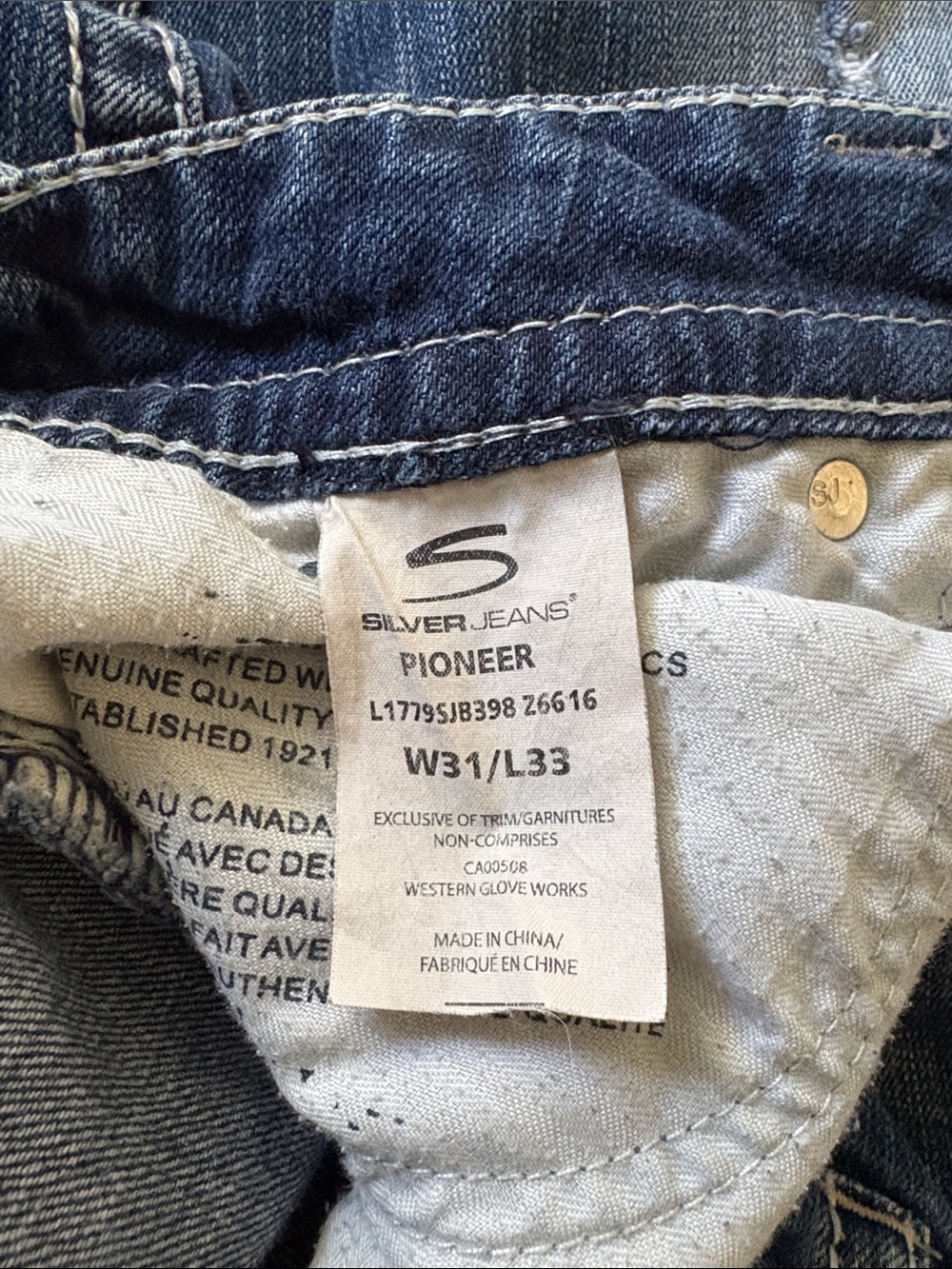 Silver Jeans Co. Pioneer Bootcut Distressed Medium Wash Jeans Size 31x33 - Picture 11 of 12